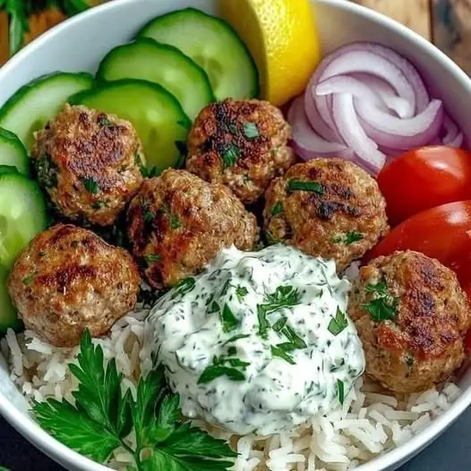 Greek Meatball Bowl with Tzatziki, Rice & Fresh Veggies 🥙🍚🥗✨