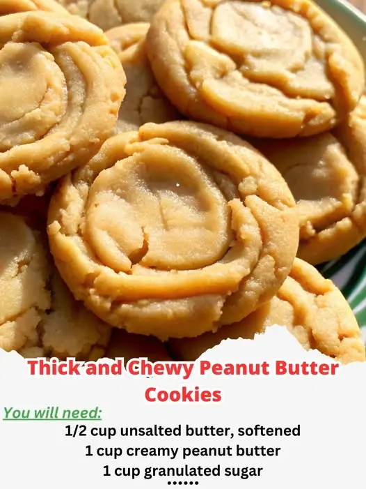 Thick and Chewy Peanut Butter Cookies 🥜🍪