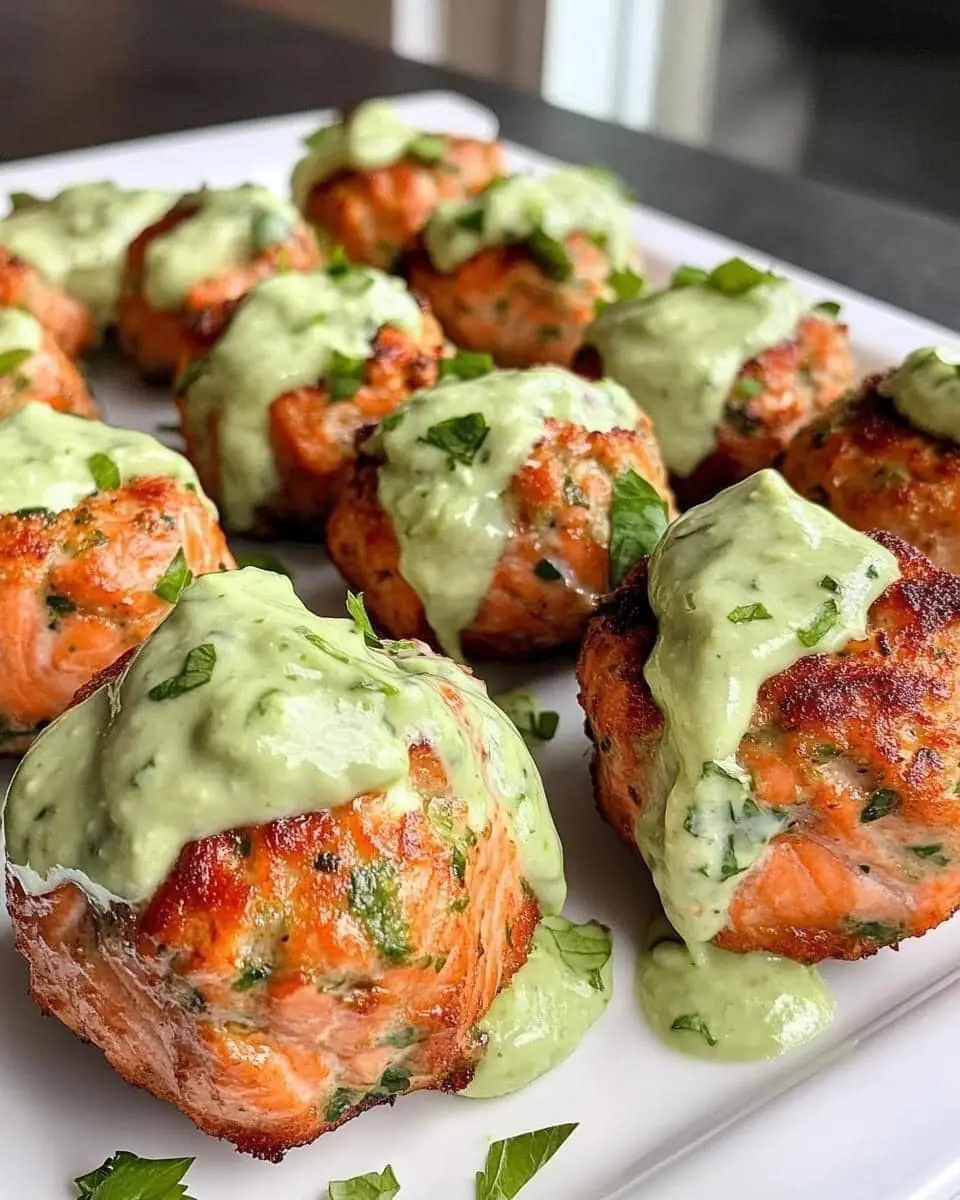 Baked Salmon Meatballs with Creamy Avocado Sauce 🥑🐟