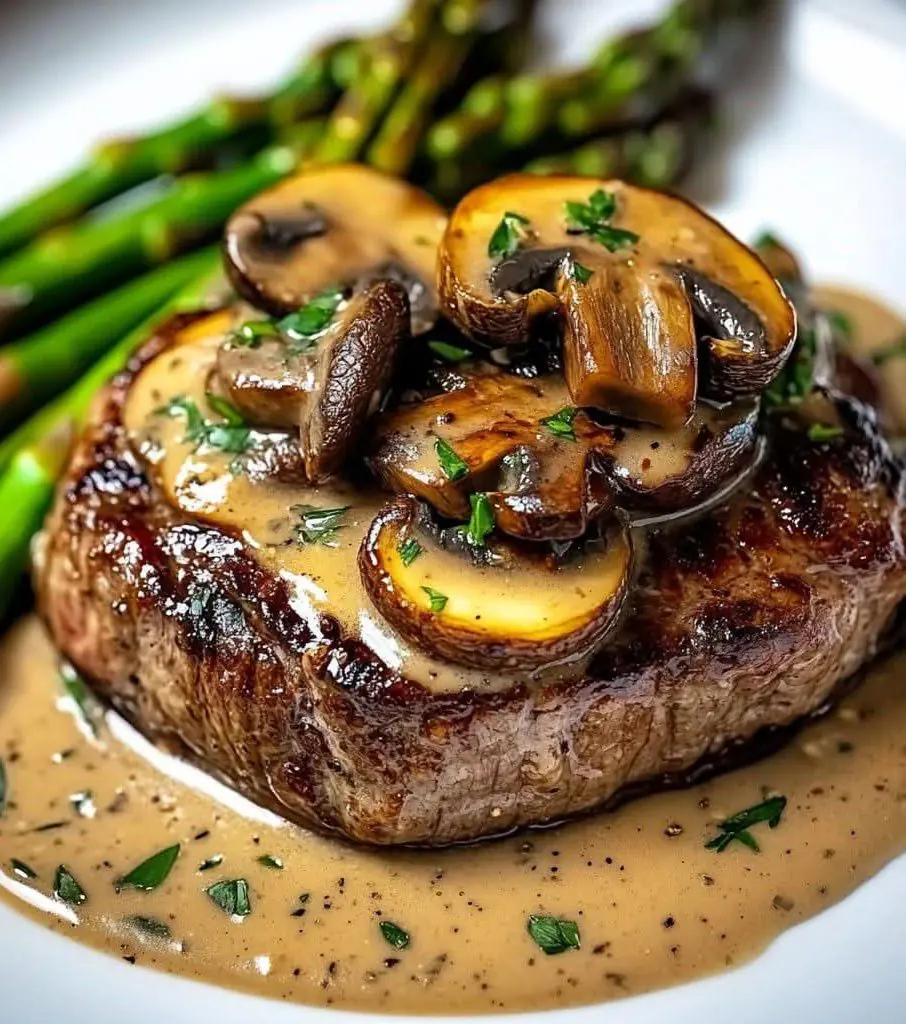 Filet Mignon with Creamy Mushroom Sauce