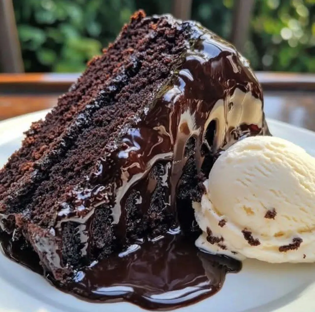 🍫 Triple Chocolate Cake with Hot Fudge Sauce 🍨