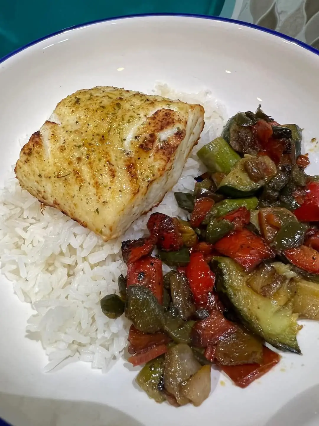 🐟 Lemon Garlic Air-Fried Cod with Rice & Roasted Veggies