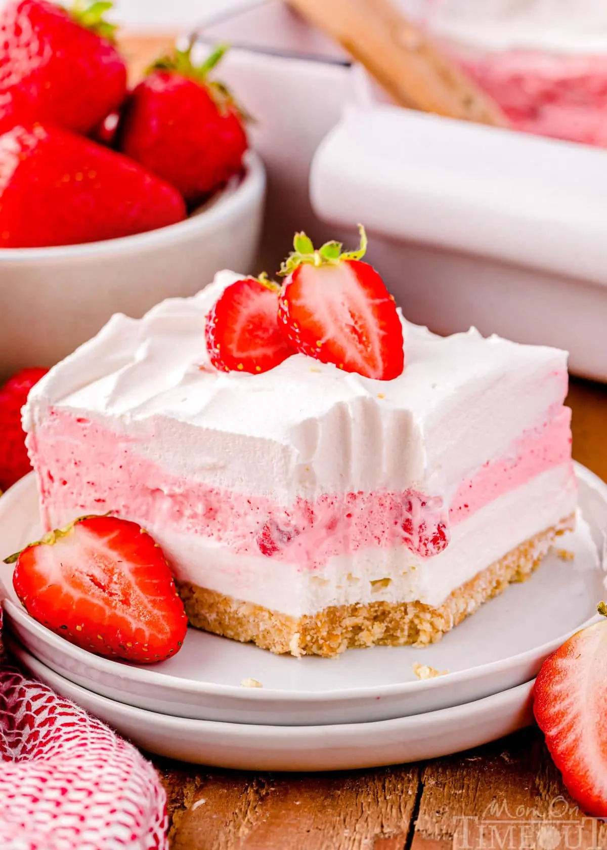 🍓 No-Bake Strawberry Lasagna
