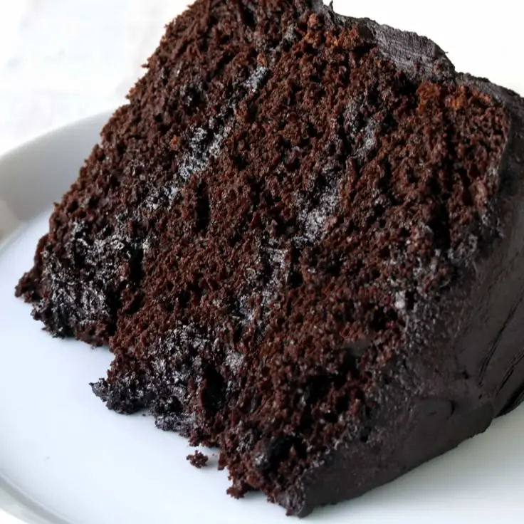 🍫 Moist Chocolate Buttermilk Cake with Silky Cocoa Frosting
