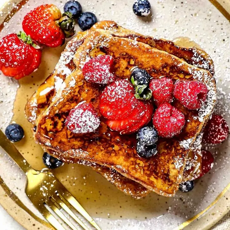 Classic French Toast with Butter, Maple Syrup & Fresh Berries