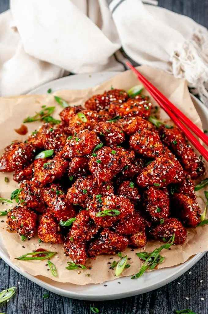 Sticky Sweet & Spicy Chicken Bites