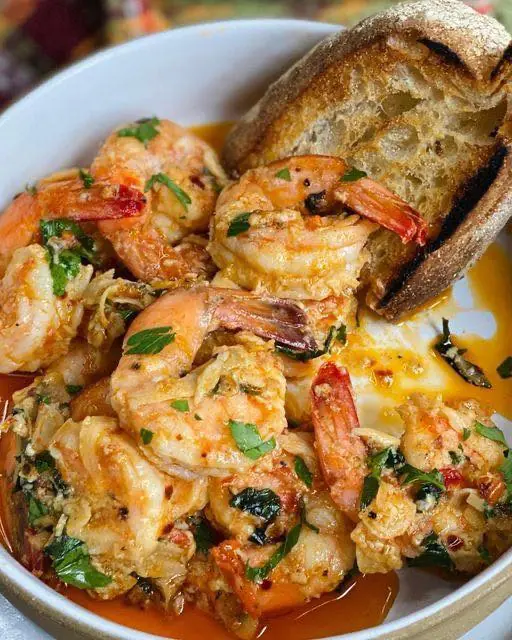 Spicy Garlic Butter Shrimp with Rustic Toasted Bread