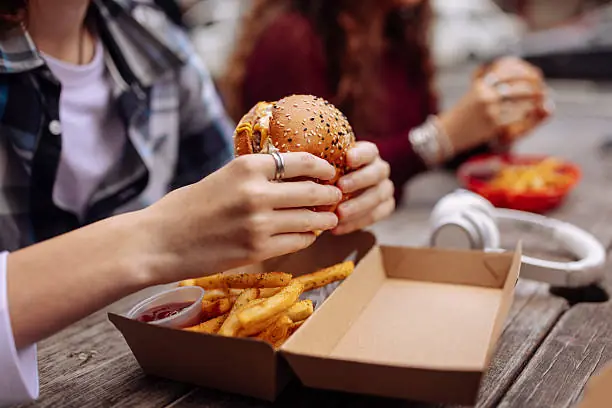 Why Comfort Foods Feel So Powerful Under Stress