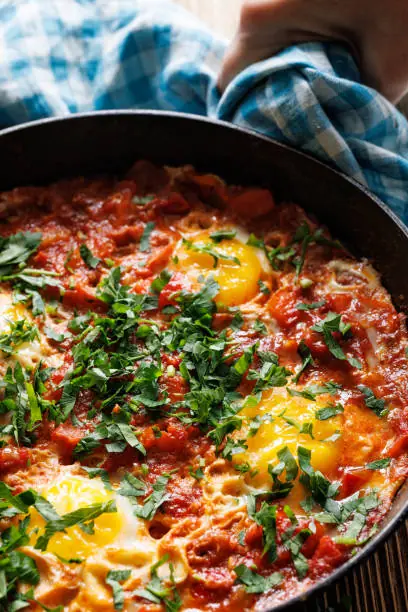 Shakshuka – A Bold, One-Pan Dish with Spiced Tomato Sauce and Gently Poached Eggs