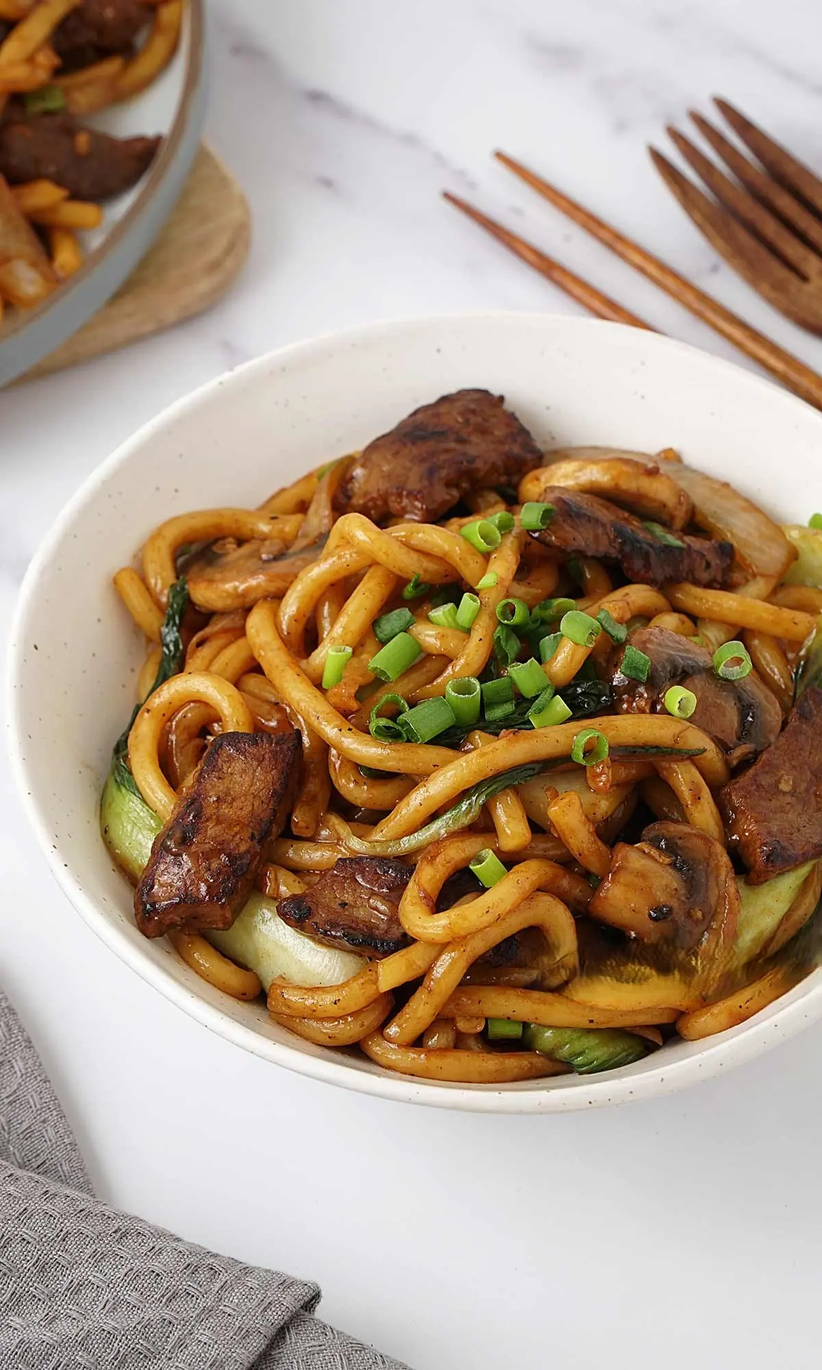 Teriyaki Beef Udon Noodles – Chewy Noodles with Sticky-Sweet Beef and Savory Glaze