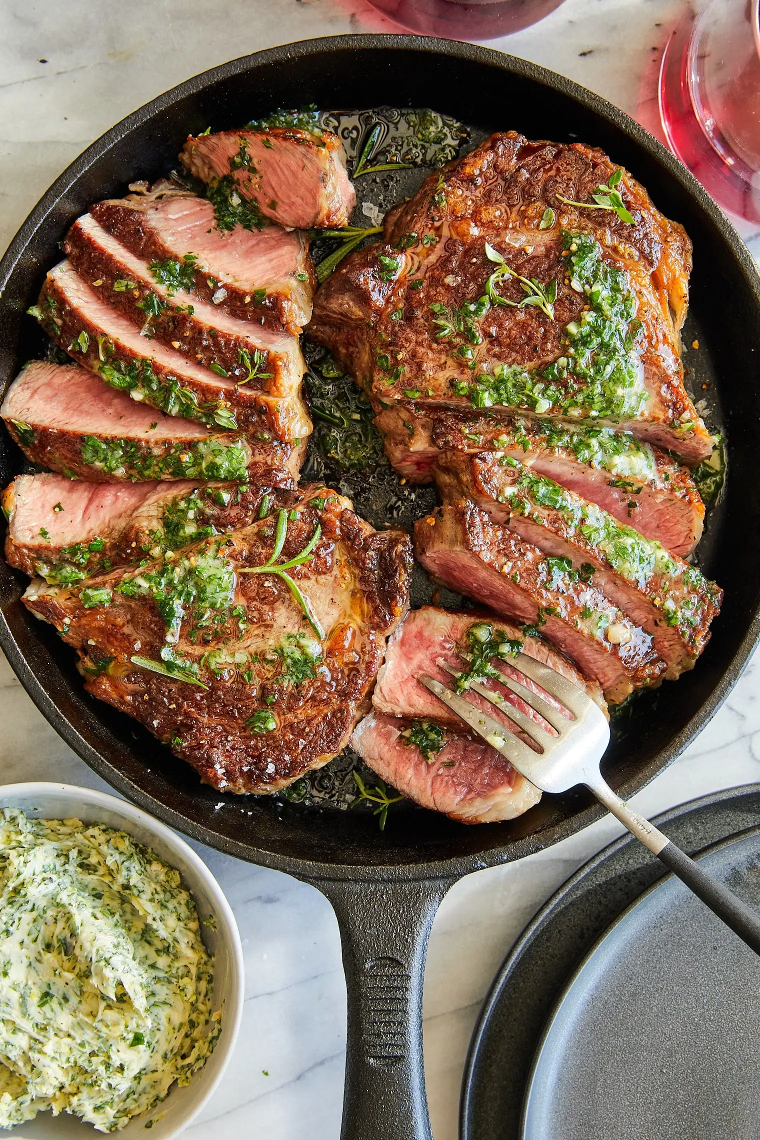 Garlic Butter Ribeye – A Crispy-Edged, Medium-Rare Steak with Rich ...