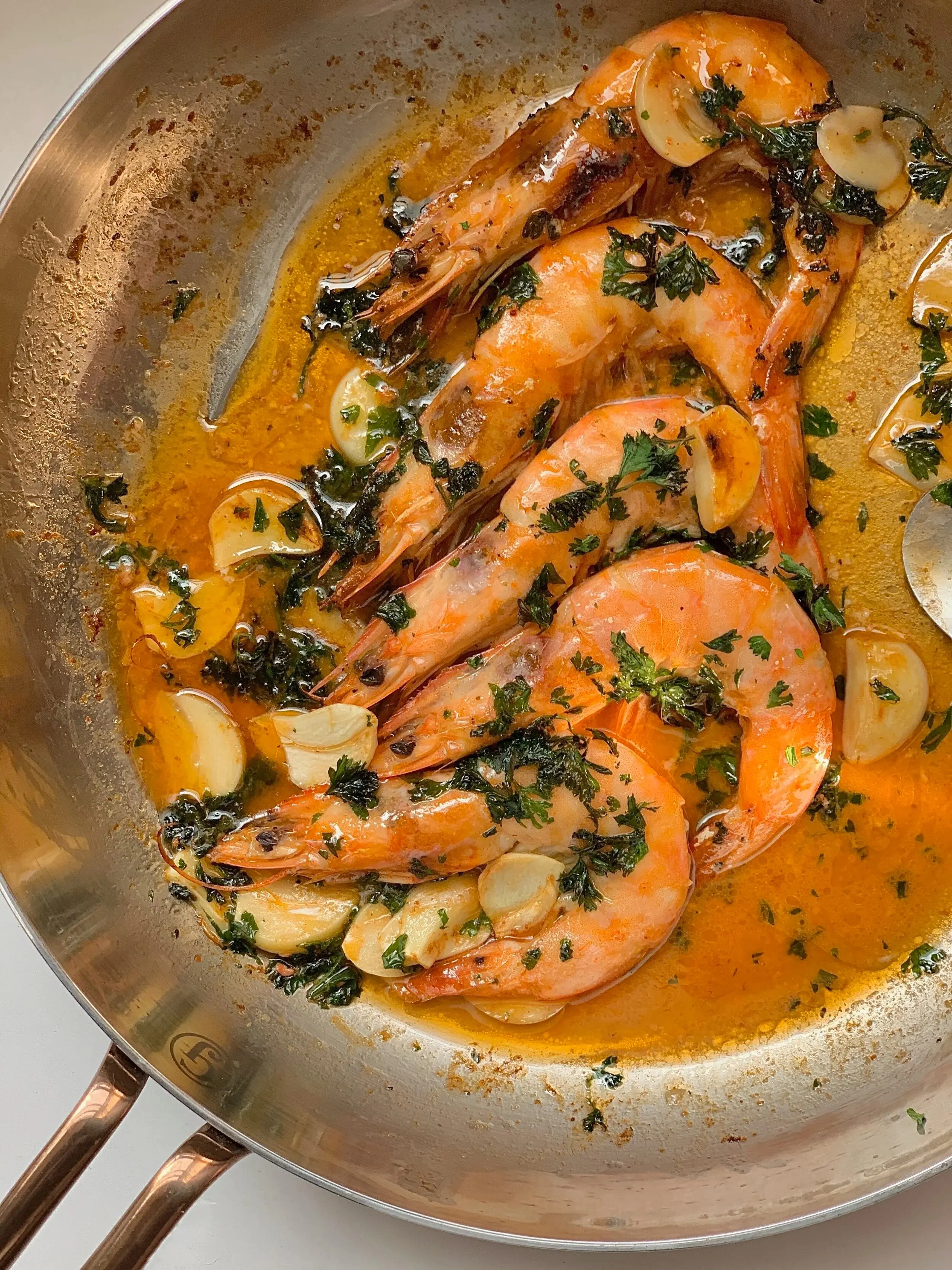 Garlic Butter Shrimp Scampi – Juicy Shrimp in a Bright Lemon Garlic Butter Sauce