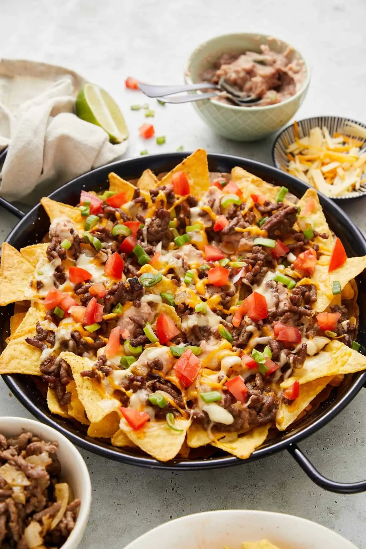 Loaded Beef Nachos – Crispy Nachos with Seasoned Beef and Melted Cheese