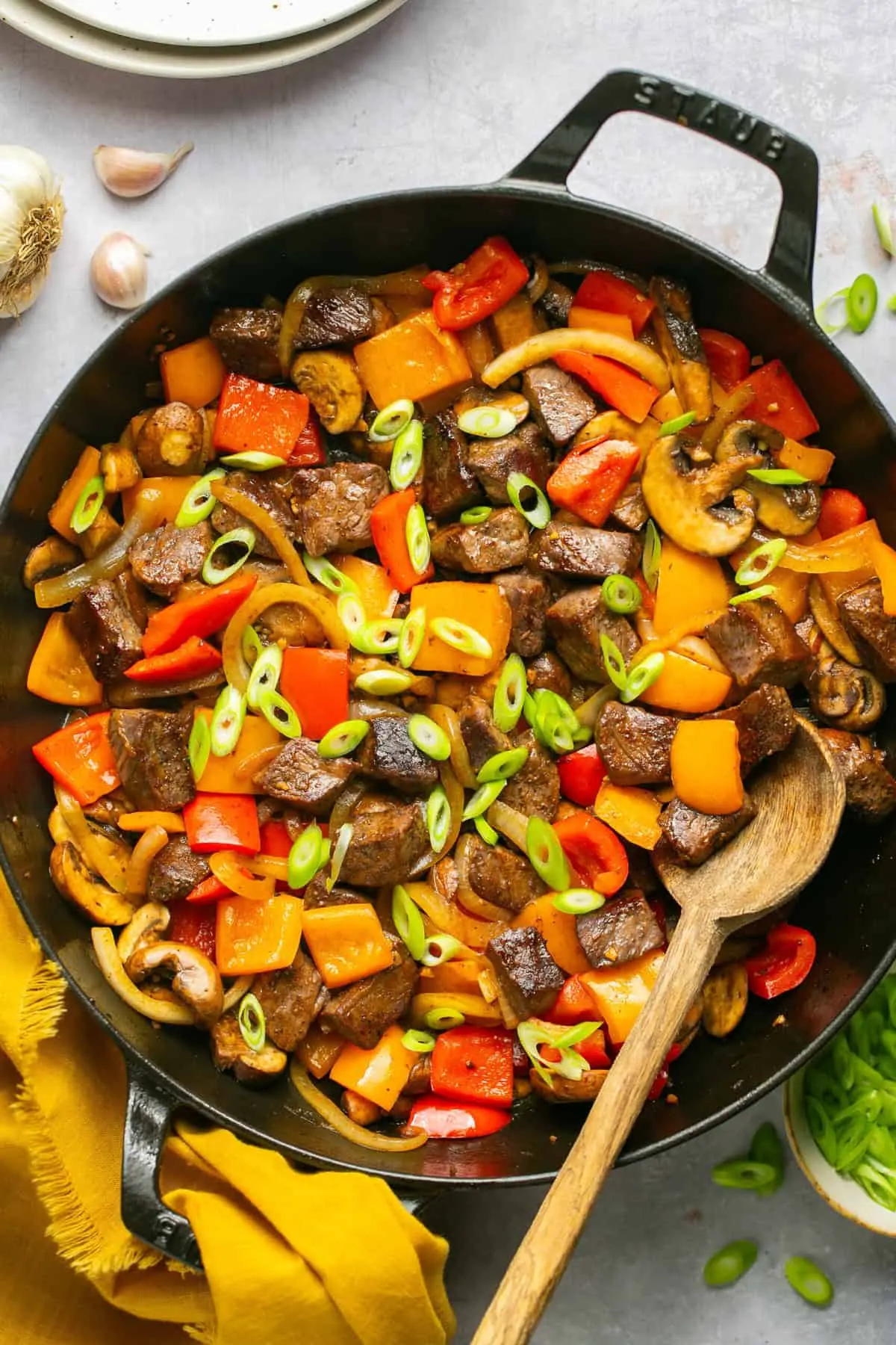 Steak & Mushroom Pepper Skillet – Tender Beef with Savory Pepper Sauce
