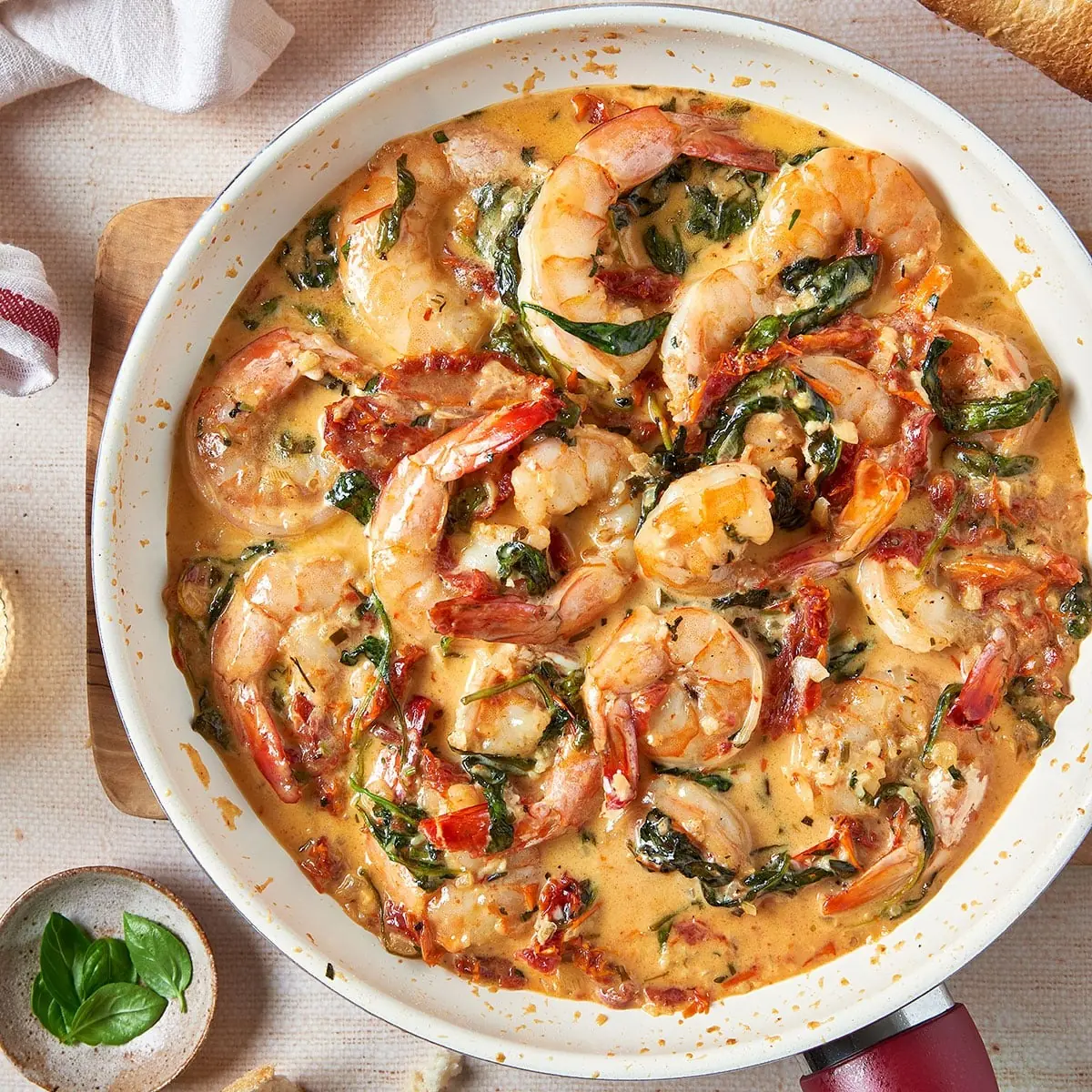 Creamy Tuscan Garlic Shrimp – Shrimp in a Rich Garlic Cream and Sun-Dried Tomato Sauce