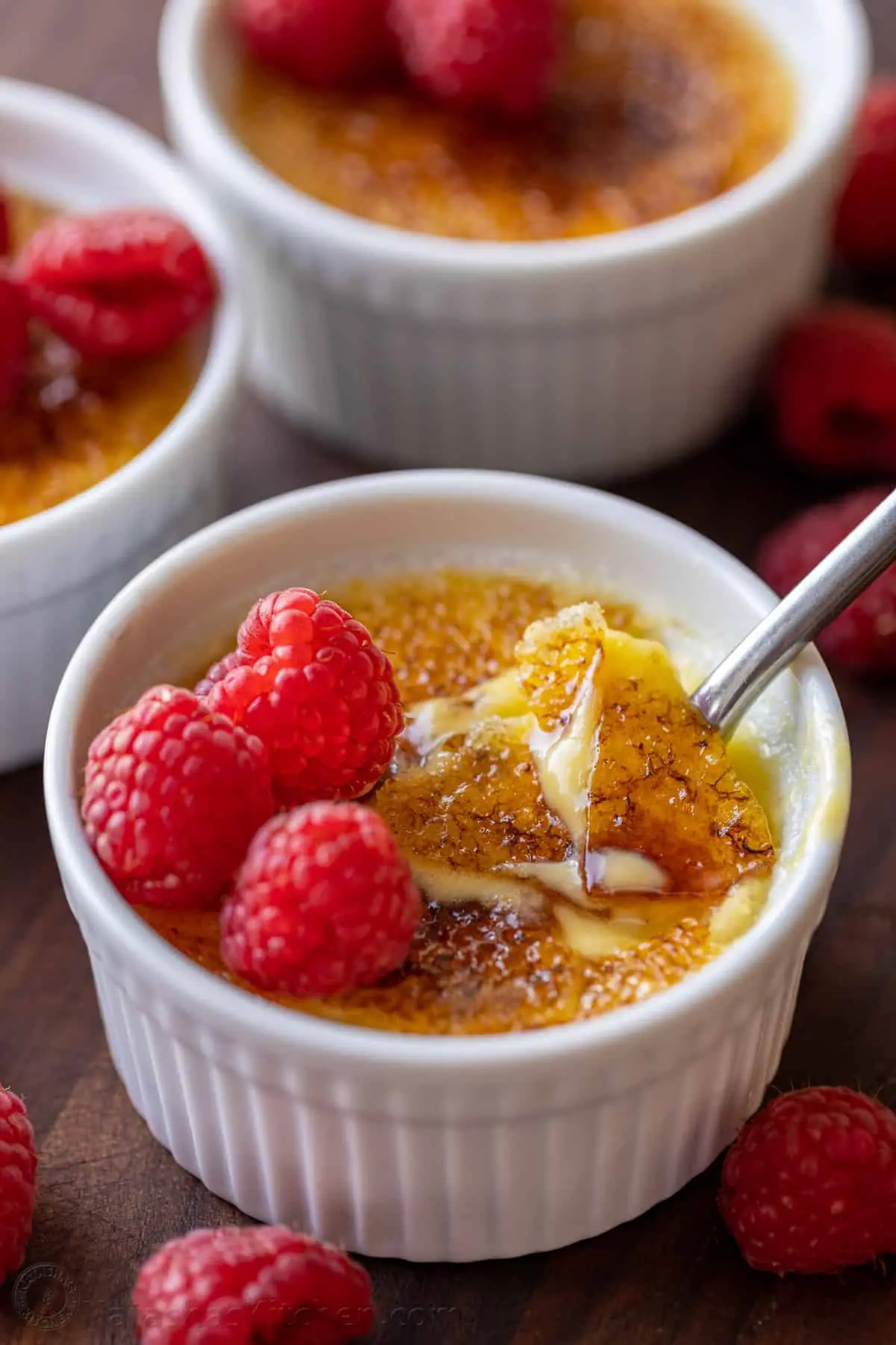 Crème Brûlée – Classic French Vanilla Custard with Caramelized Sugar