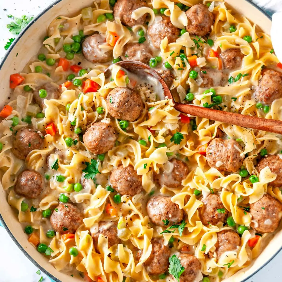 Swedish Meatballs – Juicy Meatballs in a Velvety Cream Gravy