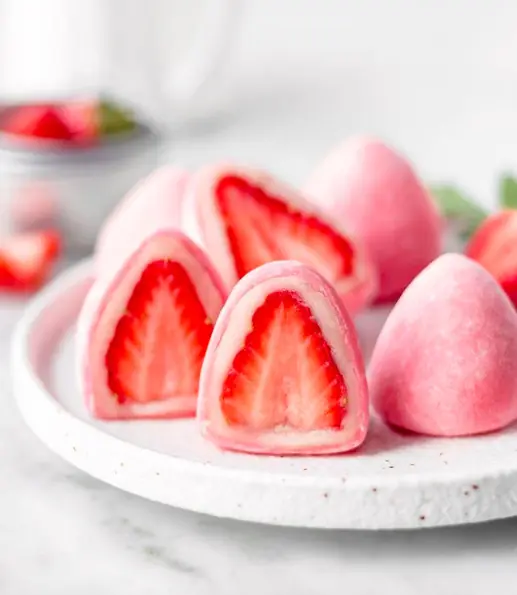 Strawberry Cream Mochi – Soft Chewy Mochi with Creamy Strawberry Filling
