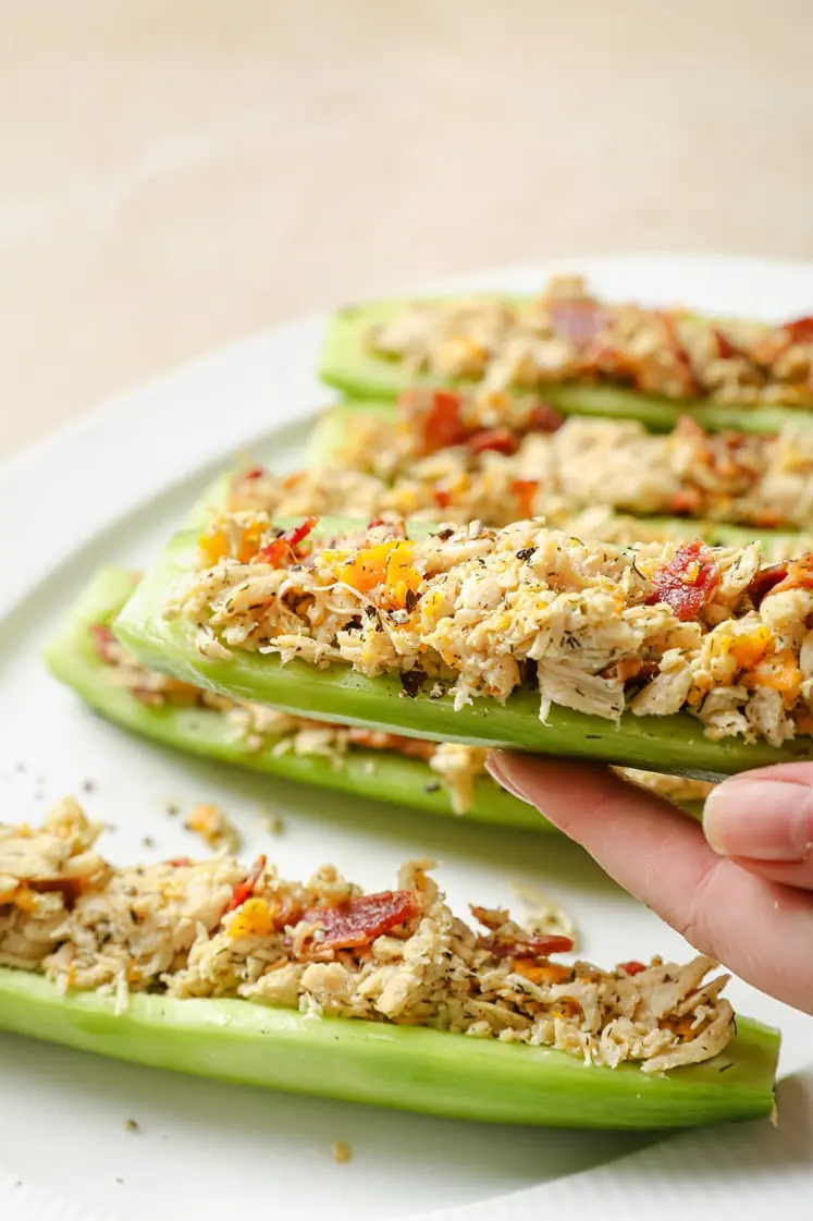 Bacon Ranch Chicken Salad Cucumber Boats – Fresh Crunch with Creamy Filling