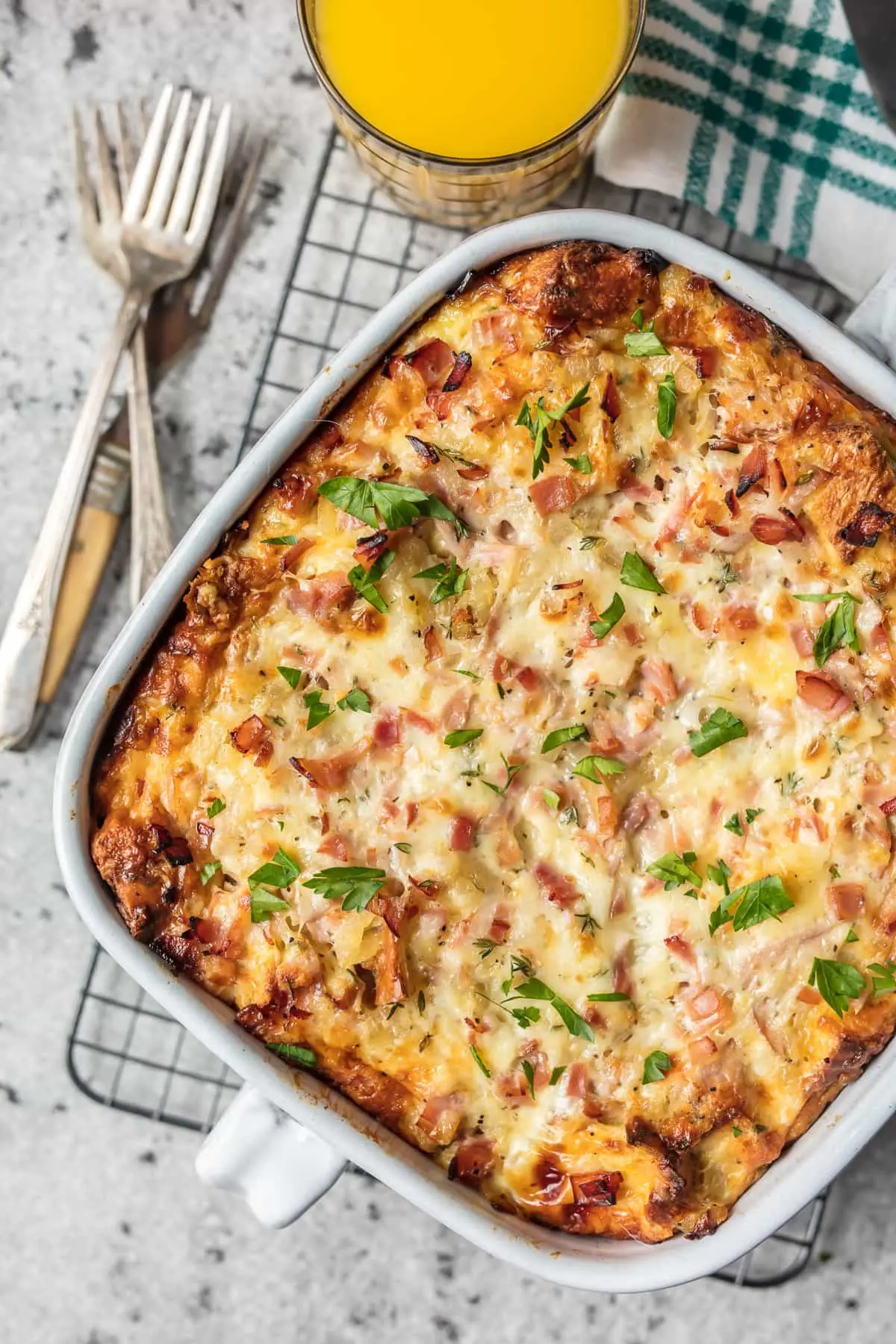 Ham and Cheese Breakfast Casserole – Baked Eggs with Ham and Melted Cheese