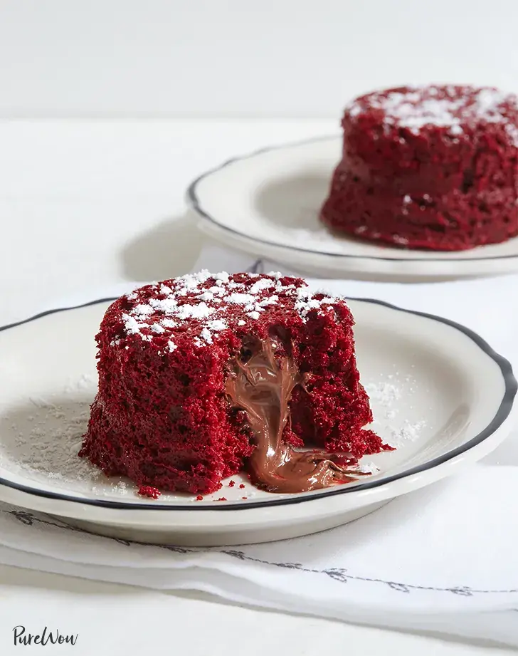 Deep-Fried Red Velvet Lava Cakes – Crispy Cocoa Crust with a Molten Scarlet Core