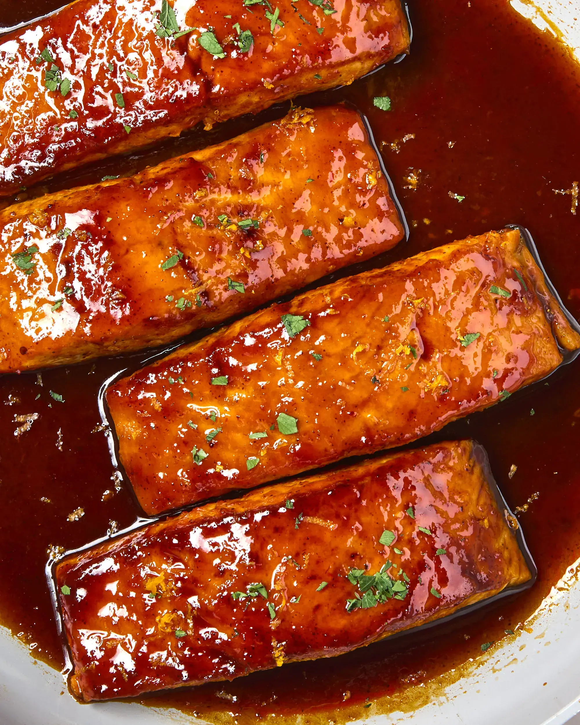 Harissa Glazed Salmon – Shattered-Gold Crust with a High-Gloss Crimson Mirror