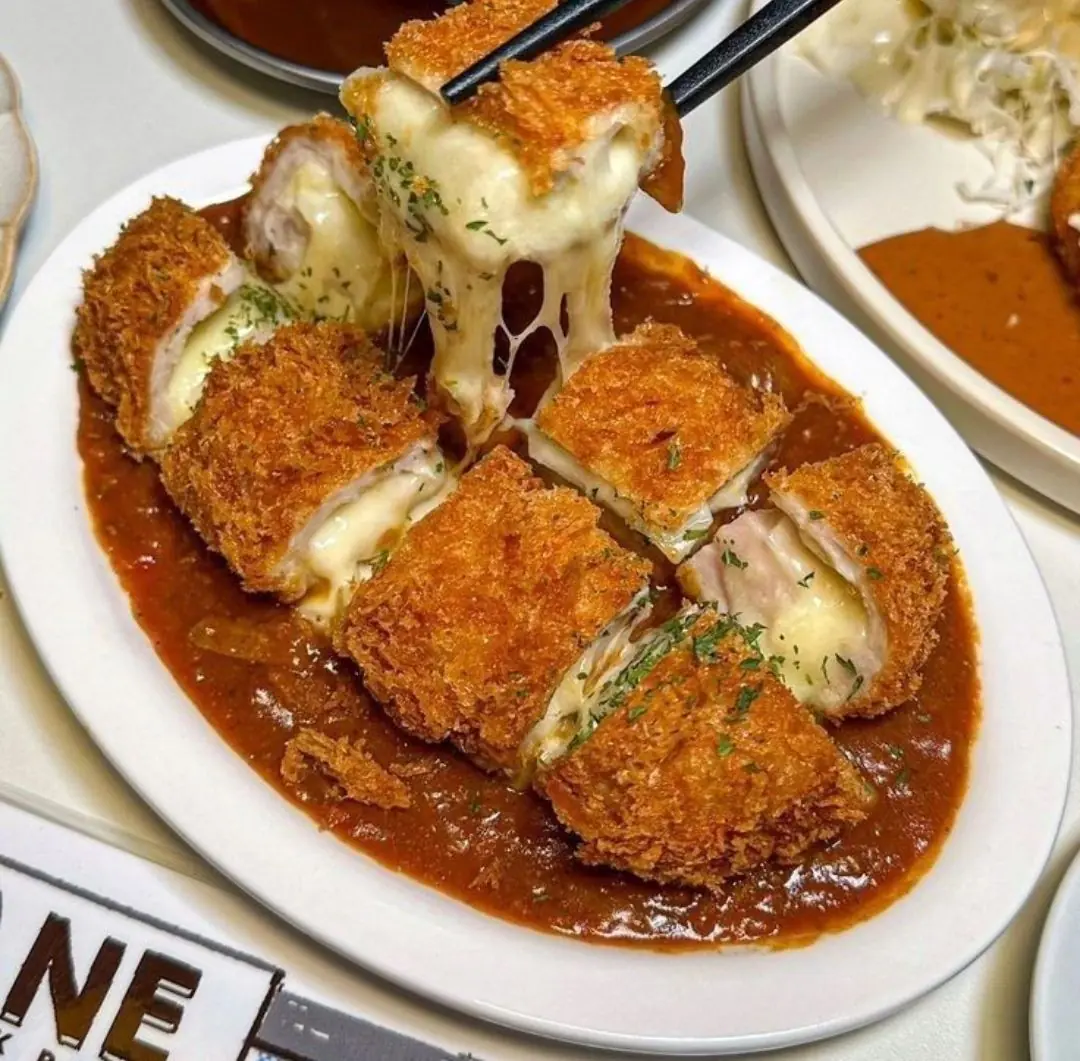 🧀 Crispy Cheese Stuffed Chicken (Cheese Chicken Katsu)