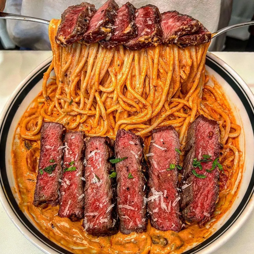 🍝 Creamy Spicy Bacon Pasta (Rose Pasta Style)