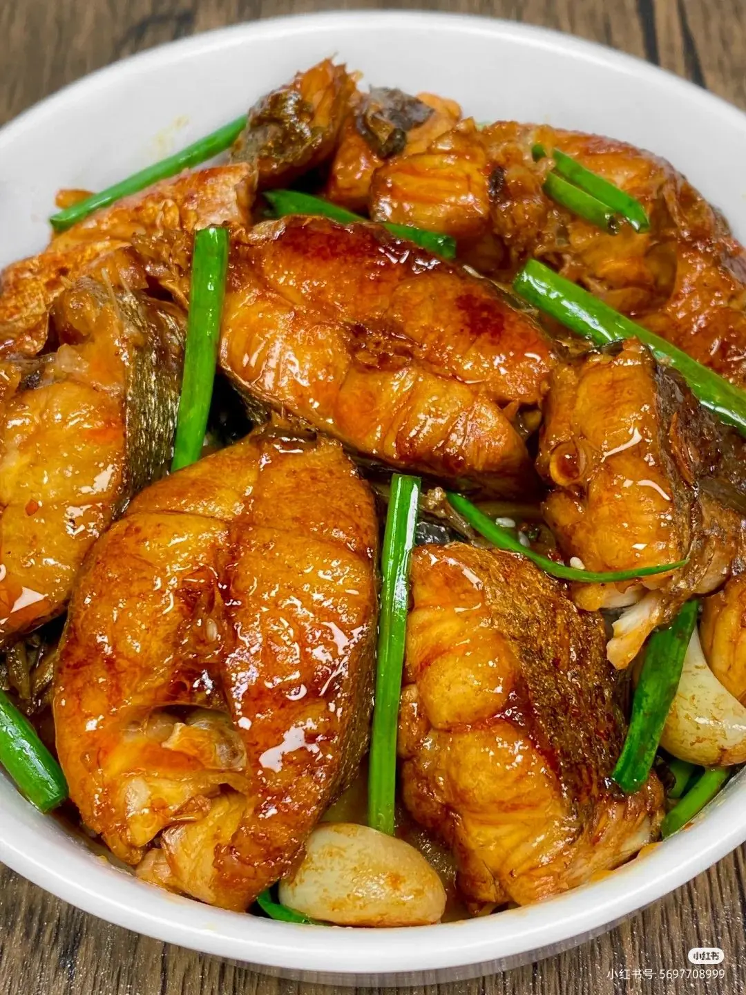 🐟 Braised Fish in Garlic Soy Sauce (Chinese-Style, Rich & Savory)