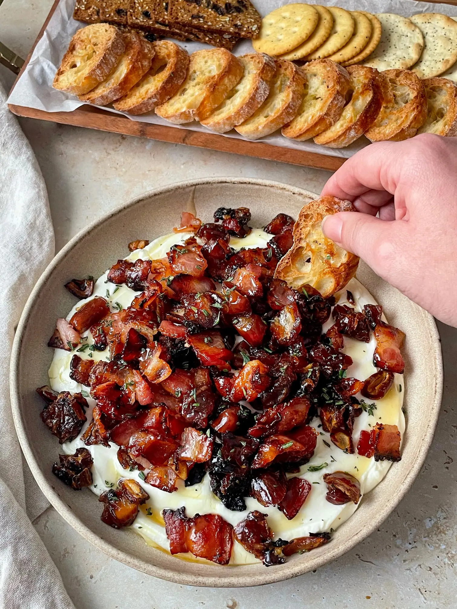 Bacon Date Goat Cheese – Snow-White Silk with a High-Gloss Ebony Mirror
