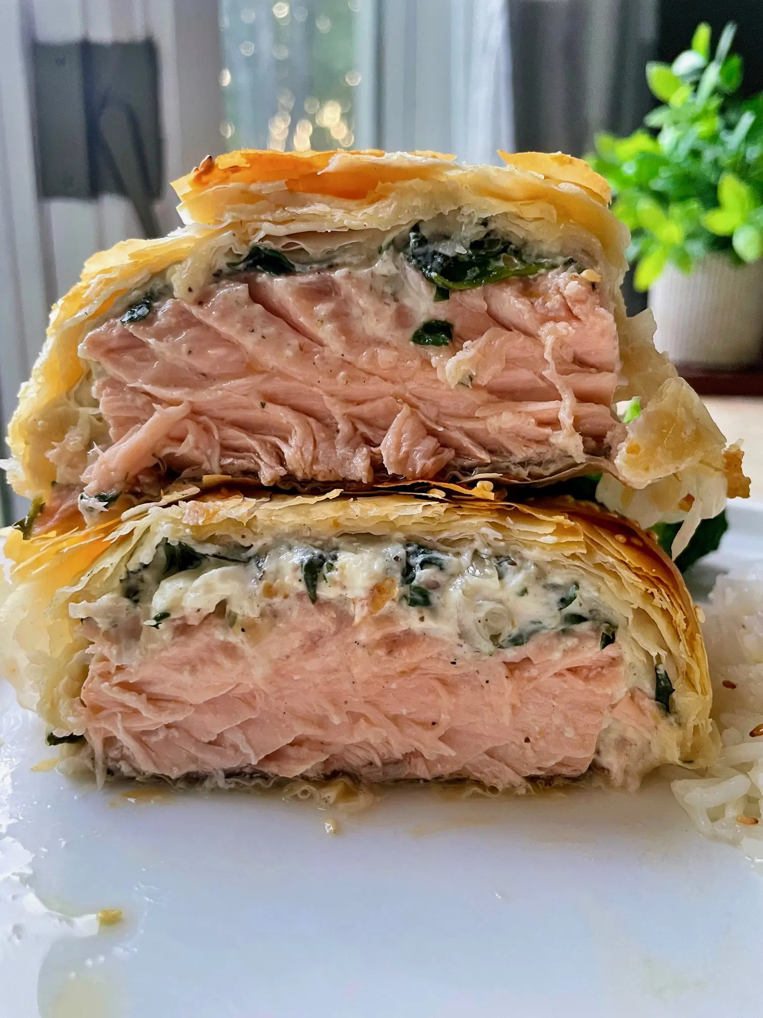 Phyllo Wrapped Stuffed Salmon – Shattered-Gold Crust with a High-Gloss Amber Mirror