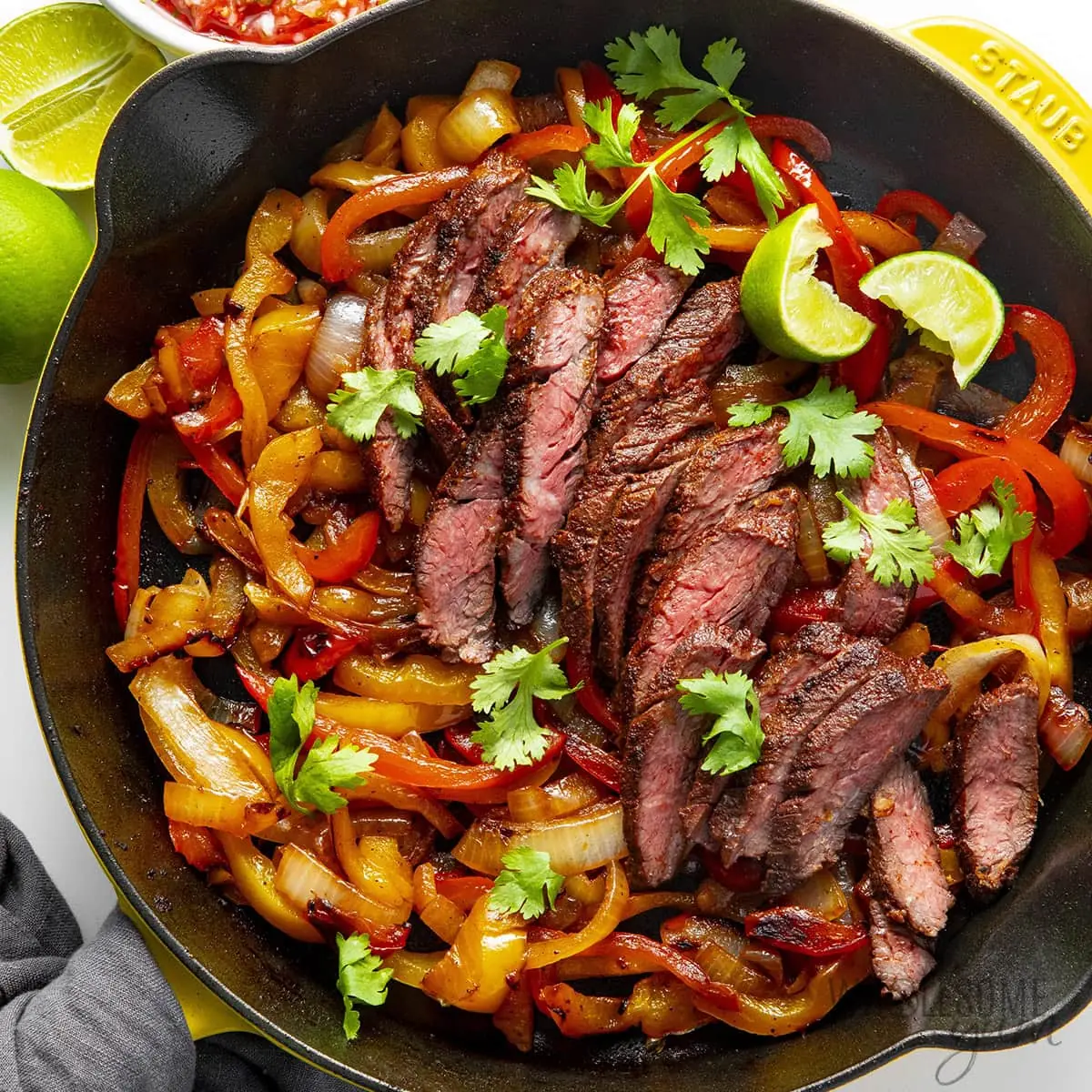 Steak Fajitas – Shattered-Char Crust with a High-Gloss Ruby Mirror