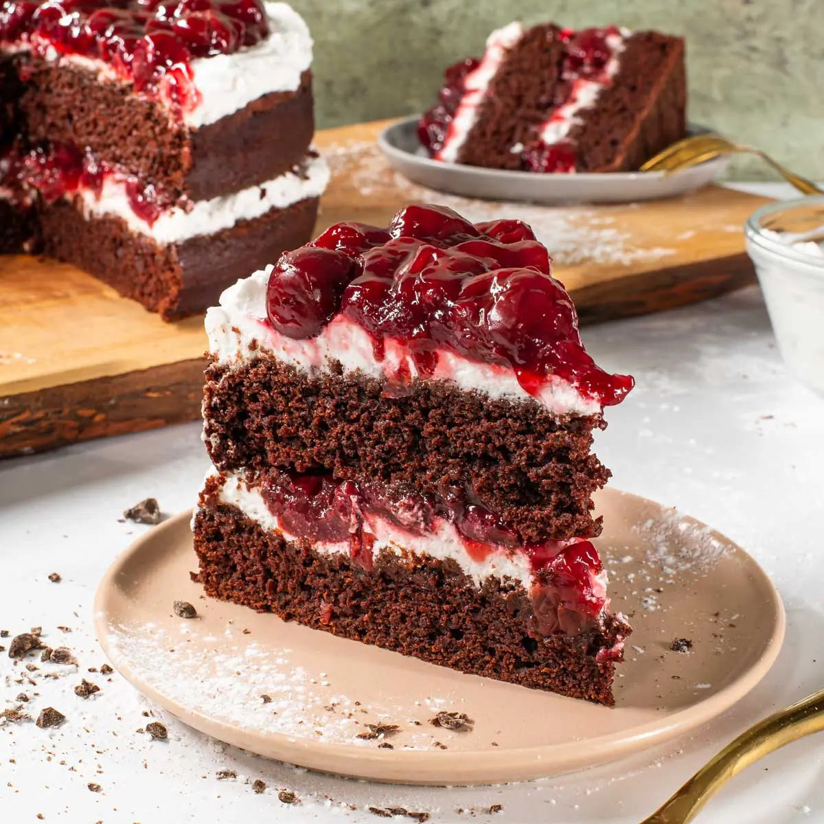 Black Forest Cake – Shattered-Gold Crust with a High-Gloss Ebony Mirror