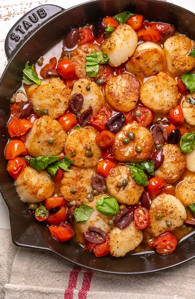 Pan-Seared Scallops – Shattered-Gold Crust with Tomato, Olive, and Caper Silk