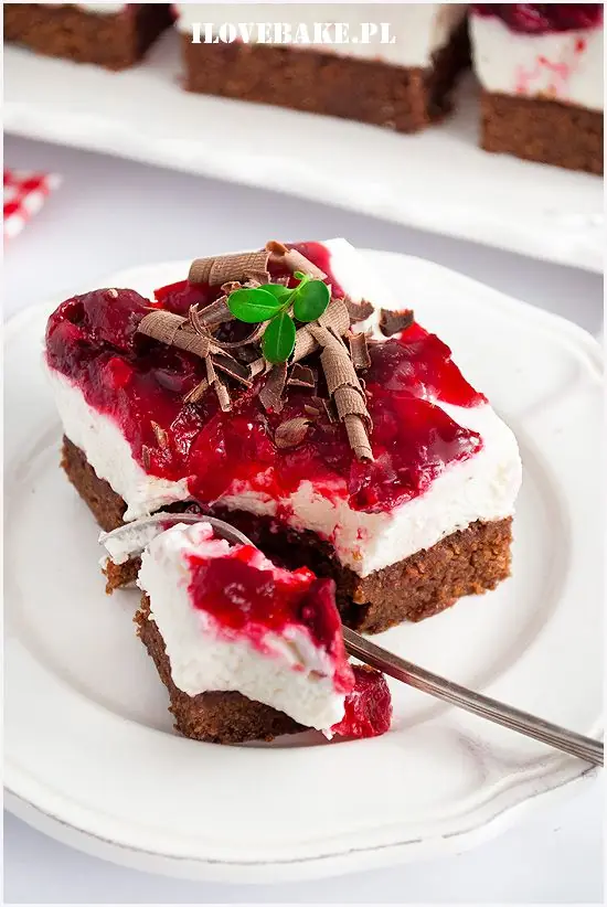 🍫🍓 Chocolate Raspberry Cream Layer Cake