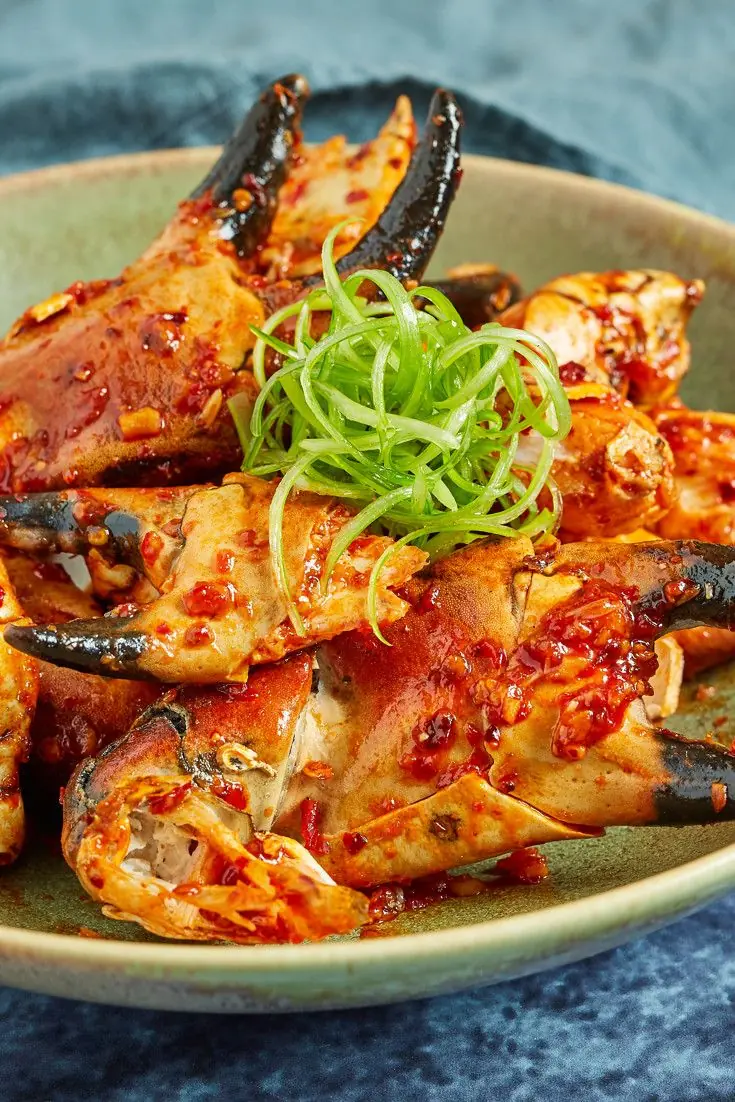Spicy Garlic Chili Crab Claws