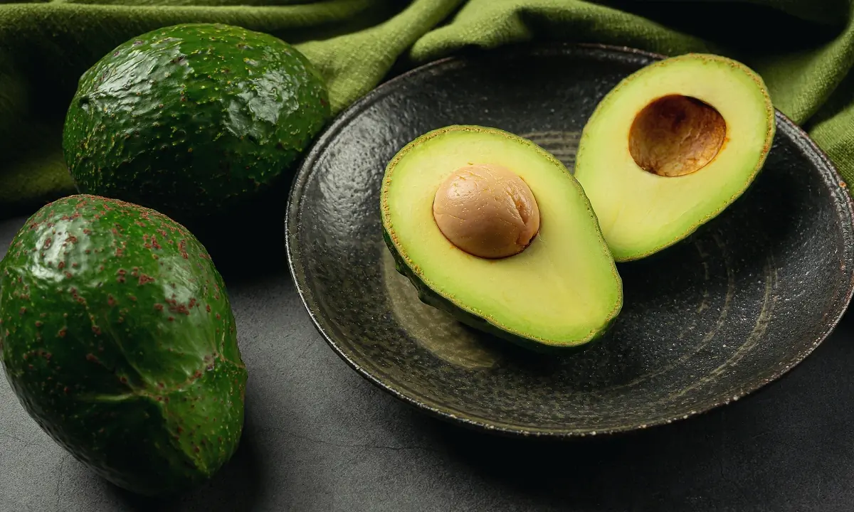 What Happens If You Eat Avocado Every Day for 2 Weeks?