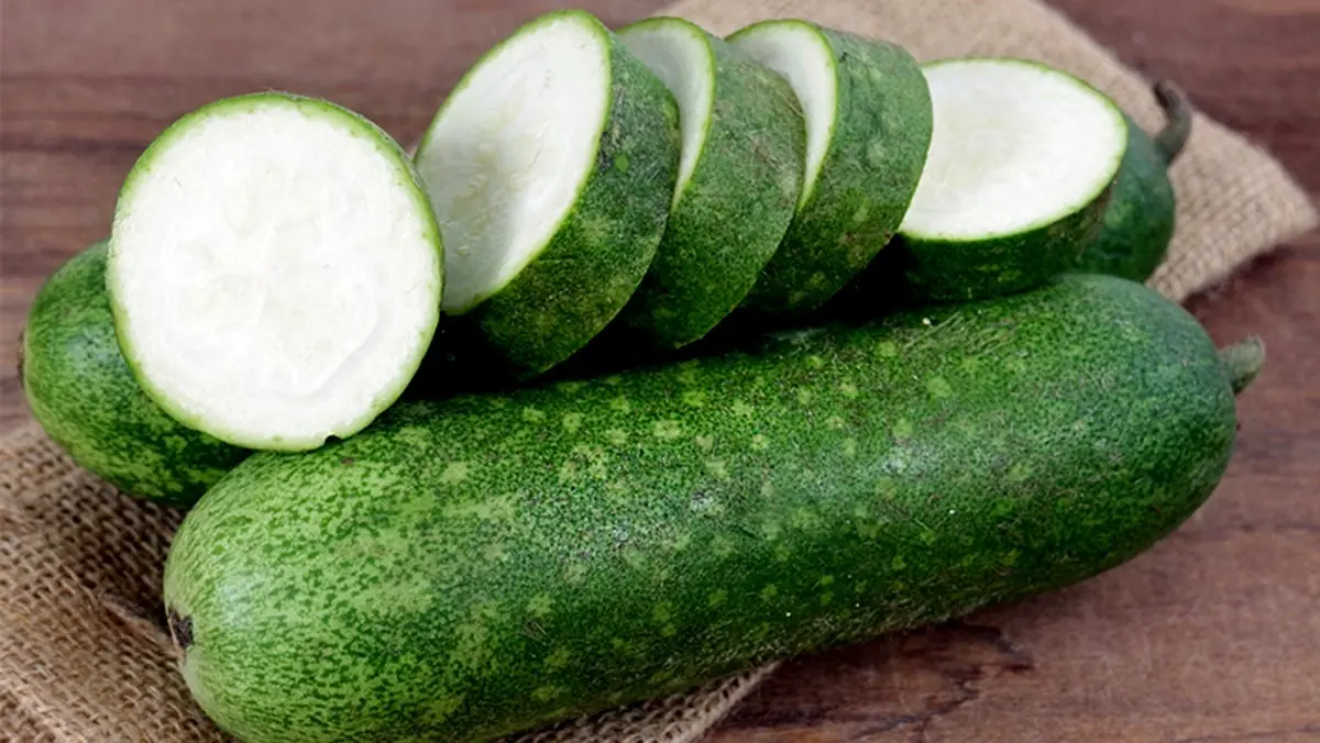 Winter Melon: The Cooling Vegetable That Supports Hydration, Digestion & Weight Control