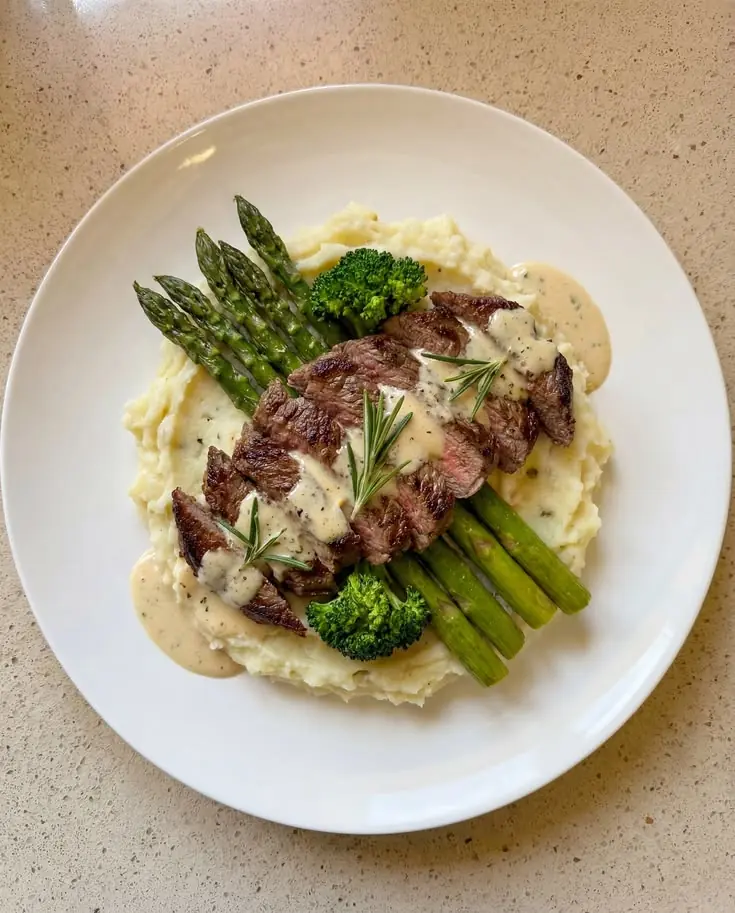 Garlic Butter Steak with Creamy Mashed Potatoes & Asparagus