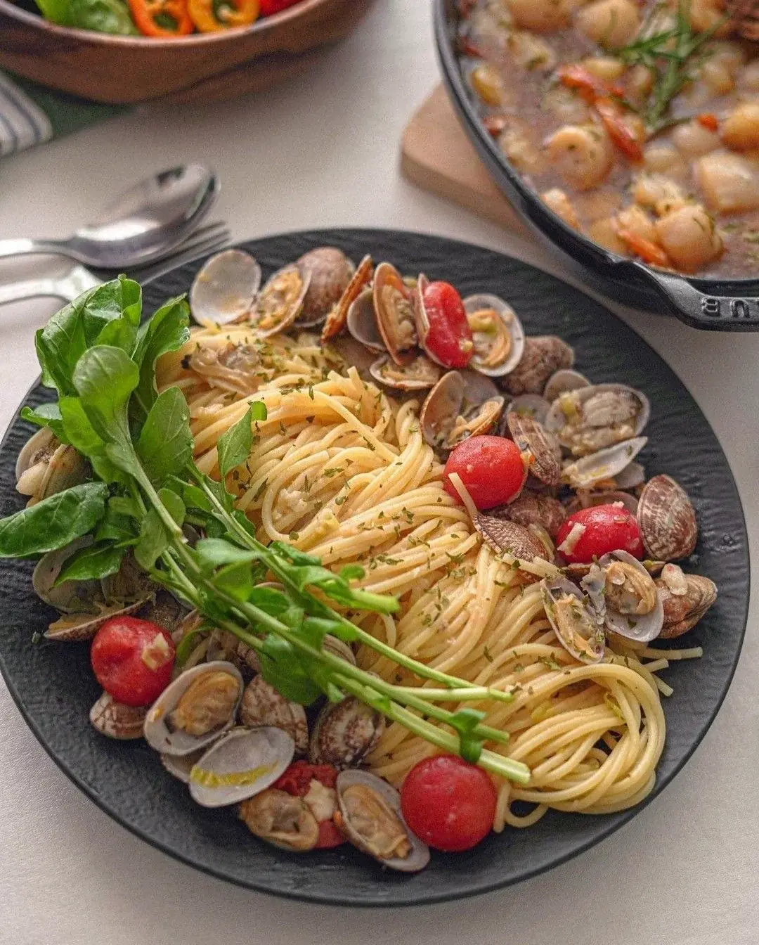 🦪🍝 Spaghetti alle Vongole – The Italian Seafood Pasta That Captures the Taste of the Coast
