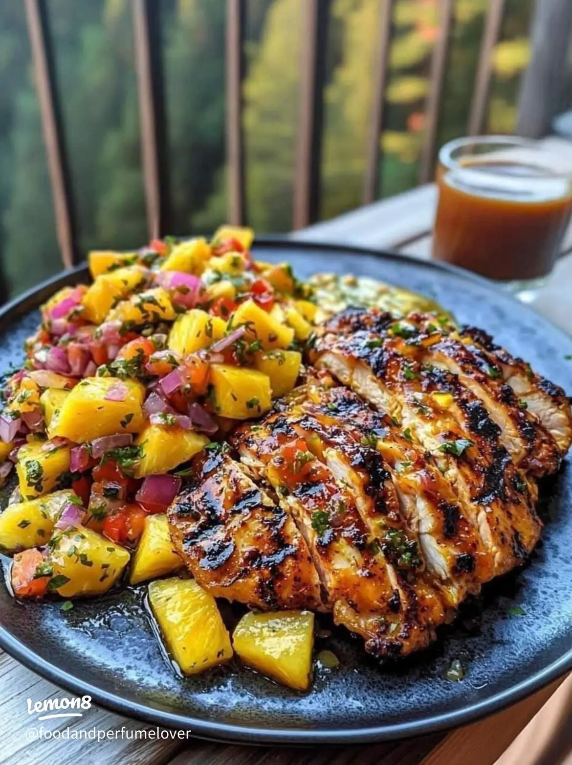 Grilled Chicken with Fresh Pineapple Salsa