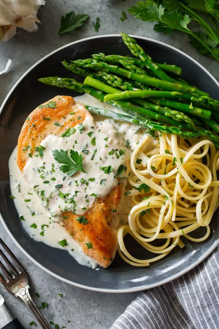 🍗 Creamy Garlic Parmesan Chicken with Pasta & Asparagus